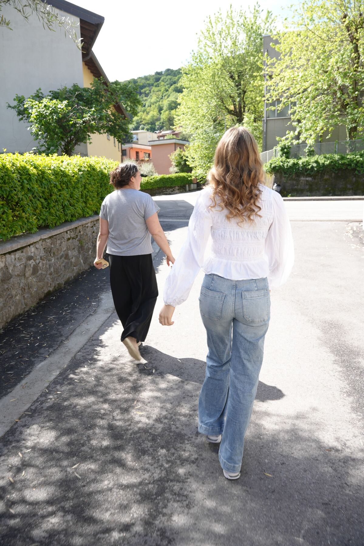 A walk through the neighbourhood